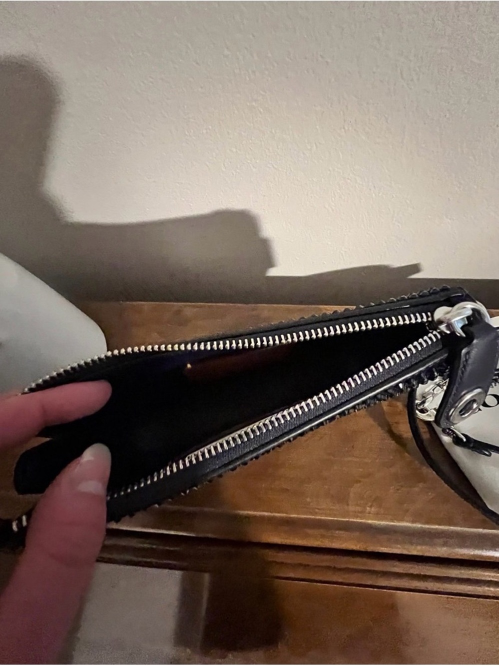 Coach Penn Shoulder Bag With Crystal LIKE NEW - Picture 4 of 4